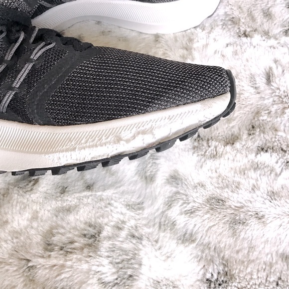 NIKE RunSwift Athletic Shoes - Picture 6 of 6